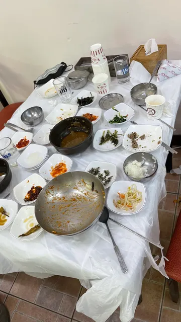 동굴식당