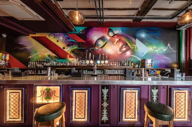 Queen of the South Pub