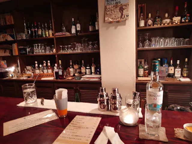 カフェ アンド バー チャンドラ