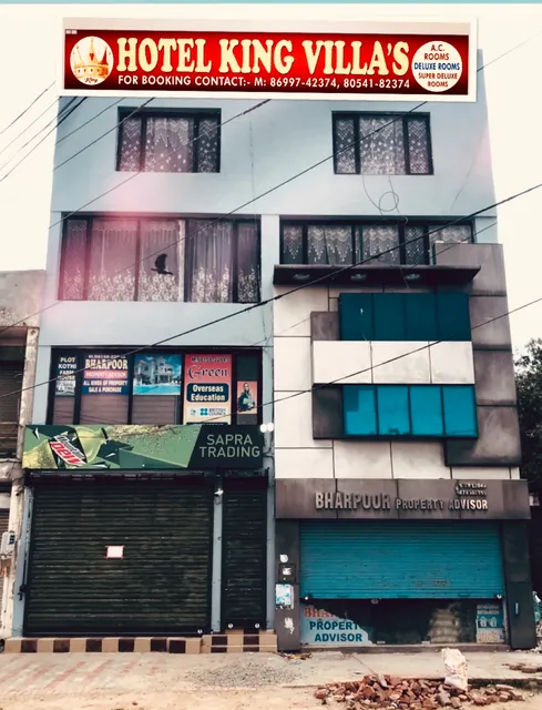 Super OYO Hotel King Villa's