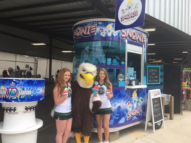 SNOWIE Shaved Ice of East Texas