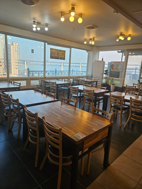 원조기장대게할인마트7층