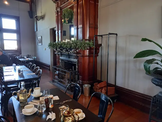 The Station Cafe Bar Restaurant