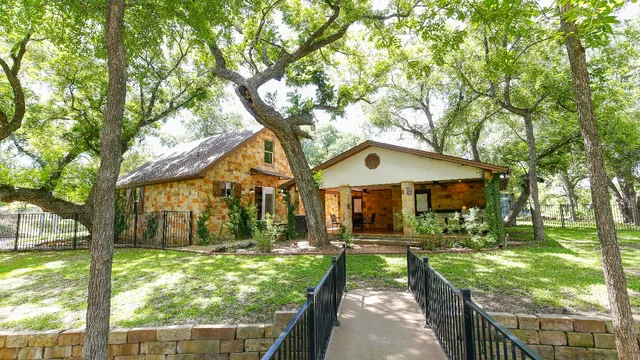 624 Pecan Creek Vacation Rental by Horseshoe Bay Living