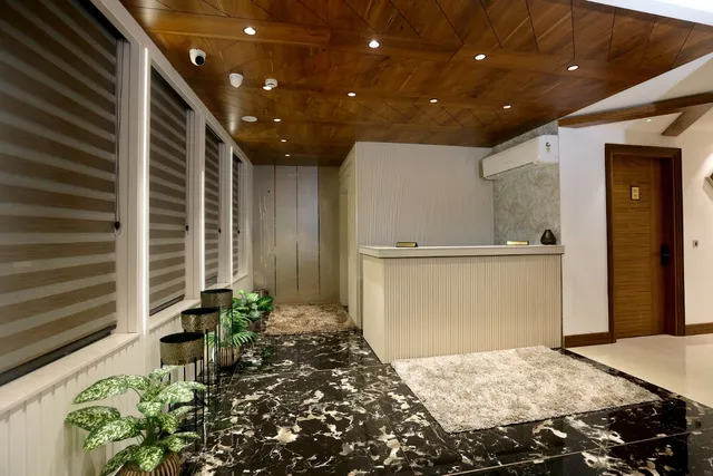 Royal Lalit Grand Hotel