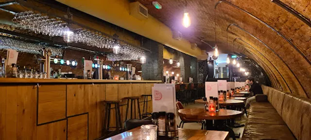 Beers & Barrels - Utrecht Centrum