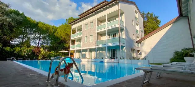 Magnolia Room & Breakfast