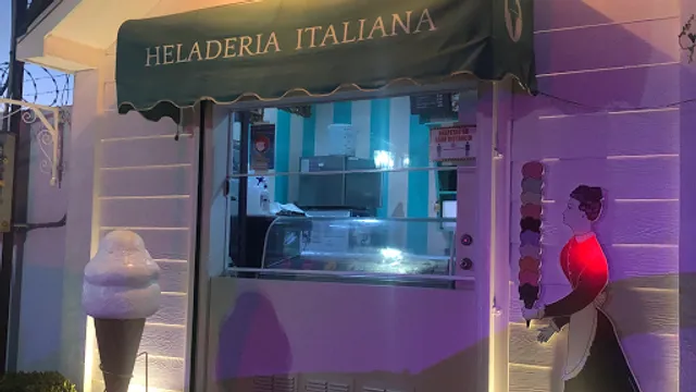 Arcobaleno 33 Gelateria Italiana