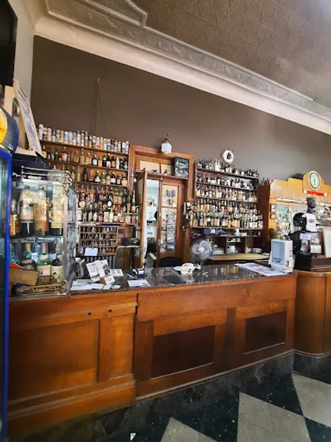 Hotel Touring Club - Confitería y Bar