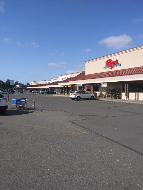 Bandon Shopping Center