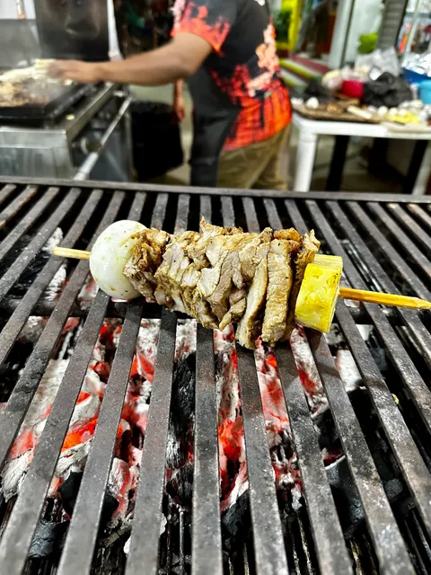 Taqueria Los Trompos