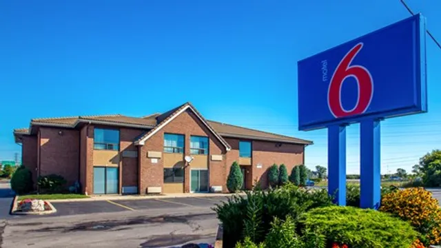 Motel 6 Amherst, NY - Buffalo