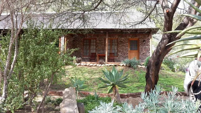 Stone Breaker Country Lodge