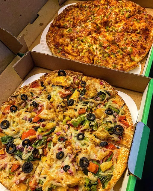 Red Swan Pizza - Calgary Saddle Ridge