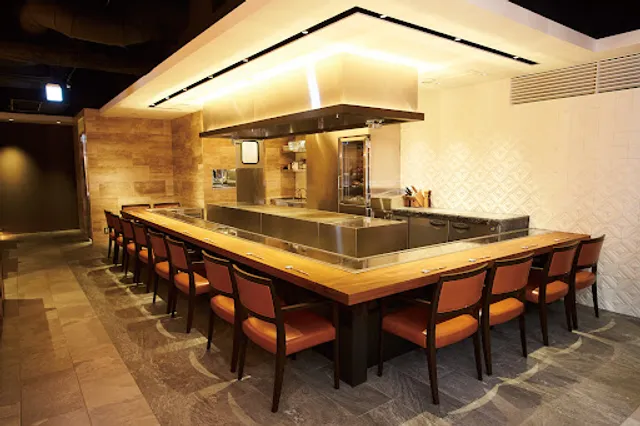 Kuzushi Teppan AVAGURA Kanda Ten