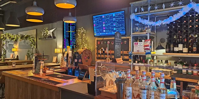 Riley's Taproom and Wine Bar