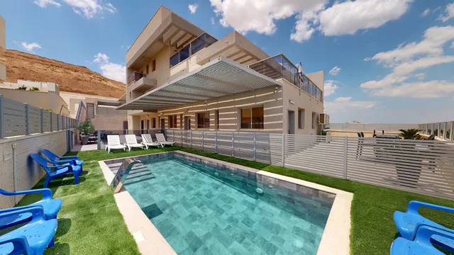 אל ים המלח- צימרים נווה זוהר