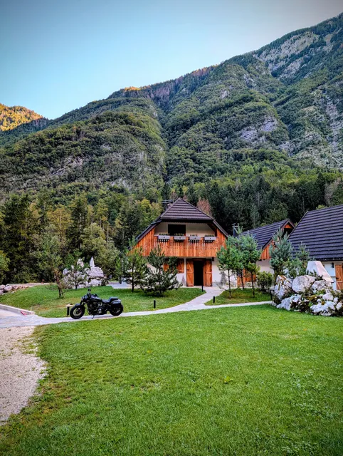 Julian Village Lepena