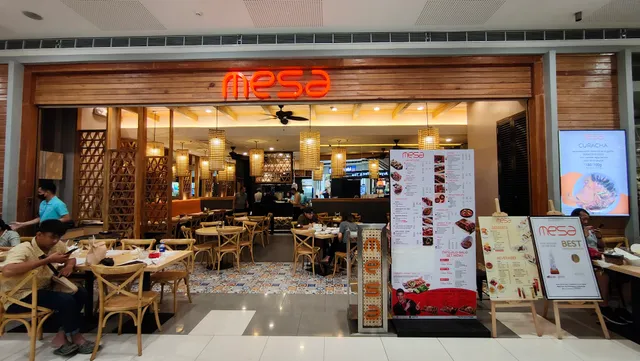 Mesa Filipino Moderne