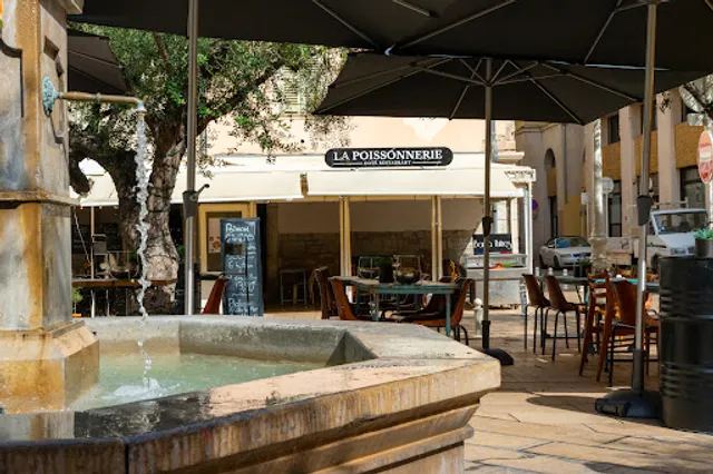 La POISSONNERIE Côté Restaurant