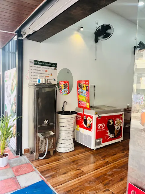 SriKara Tiffins and Snacks