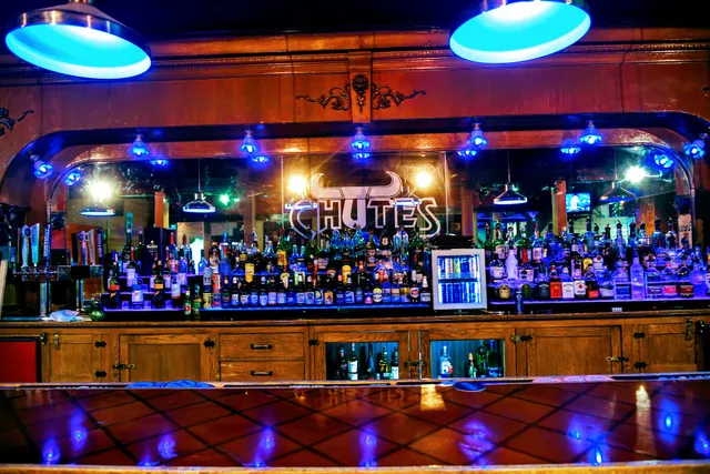 Chutes Restaurant & bar