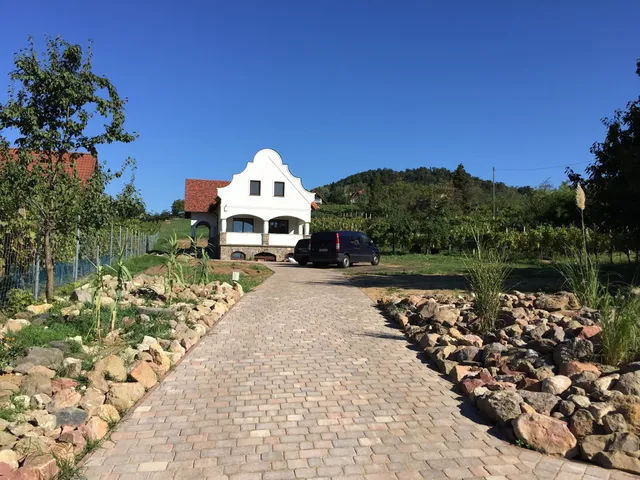 VIVAZA Villa Szigliget