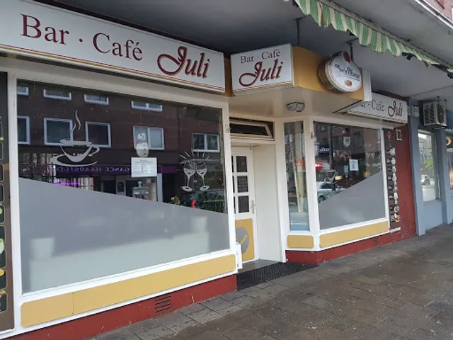 Juli Bar und Café
