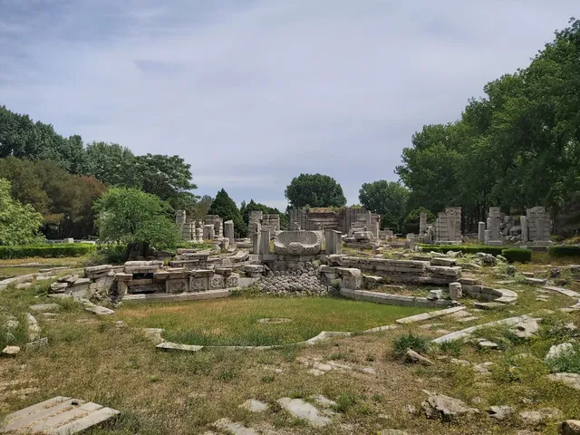 The Ruins of Yuanmingyuan （Southeast Gate）