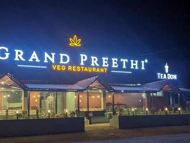 Hotel Grand Preethi