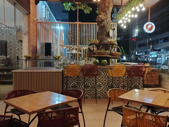 The Great Pan de Bono