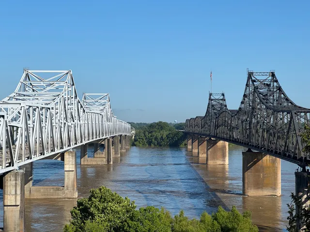 Mississippi River Bridge