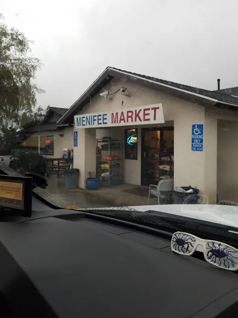 Menifee Market & Feed