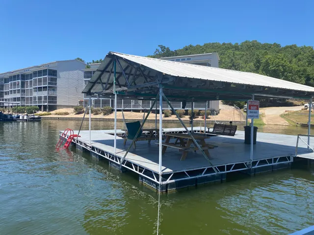 Niangua Hills Resort