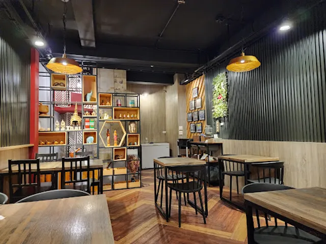 505 thai泰式餐廳 ~星期六及國定假日沒有開放訂位/沒有提供外帶外送的服務