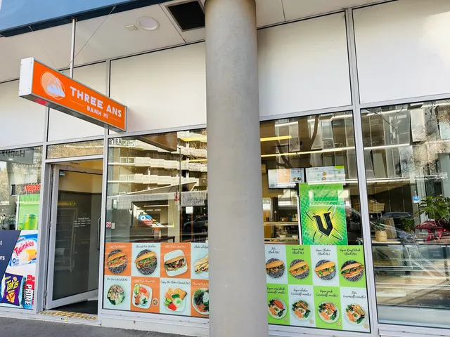 Three Ans Banh Mi