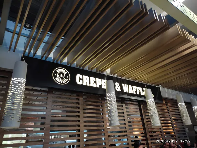 Crepes & Waffles Centro Comercial Plaza Central