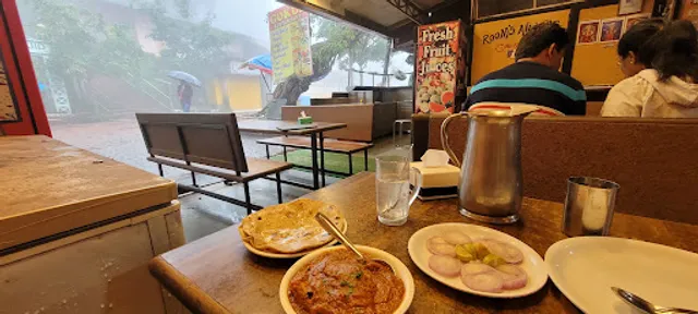 Gokul Restaurant (Pure Veg Matheran)