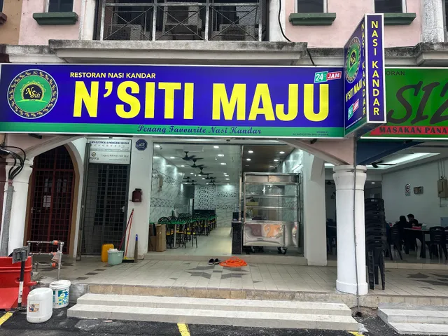 N’SITI MAJU NASI KANDAR (Penang Favourite Nasi Kandar)