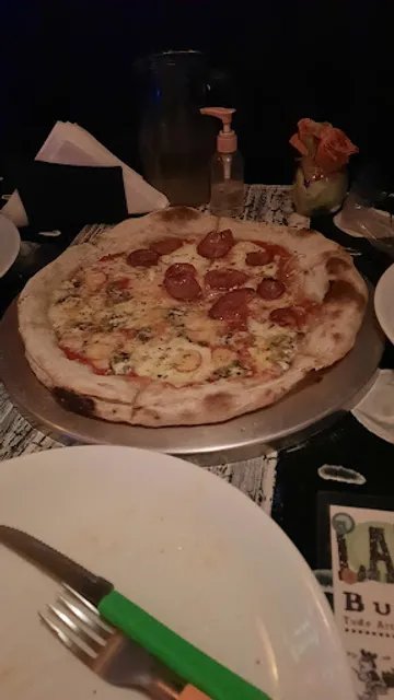 Lambe-Lambe Burgers & Pizzas