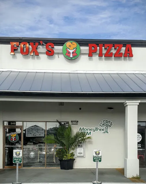 Fox's Pizza Den