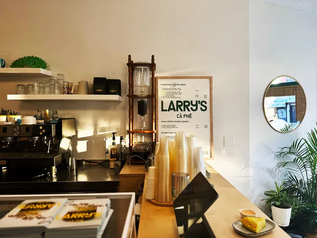 Larry’s Ca Phe