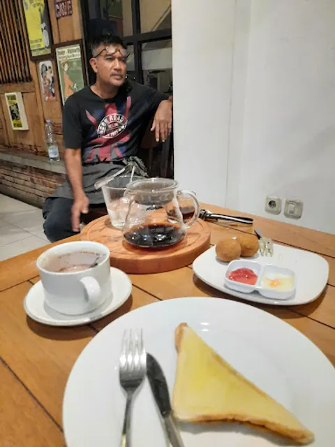 Huize Jon Coffee Malang