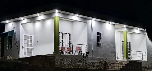 Monroe Lodges Hotel & Restaurant