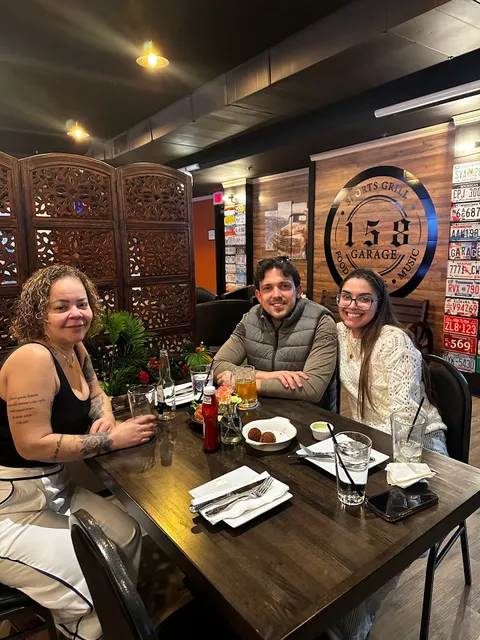 158 Sports Grill Garage