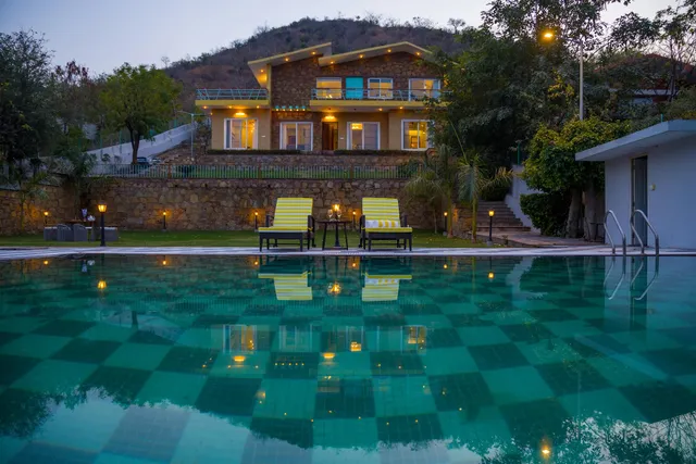 ELIVAAS Festiva Mansion - Luxury Villa in Udaipur | 3 BHK Villa with Private Pool