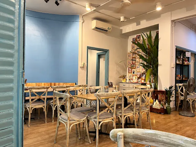 Xóm Chợ Cũ Restaurant