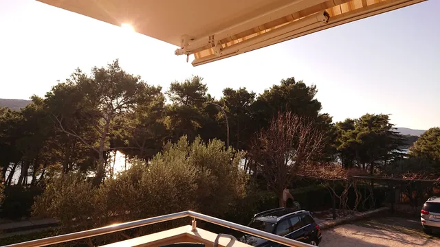 Apartments & room CREPSA