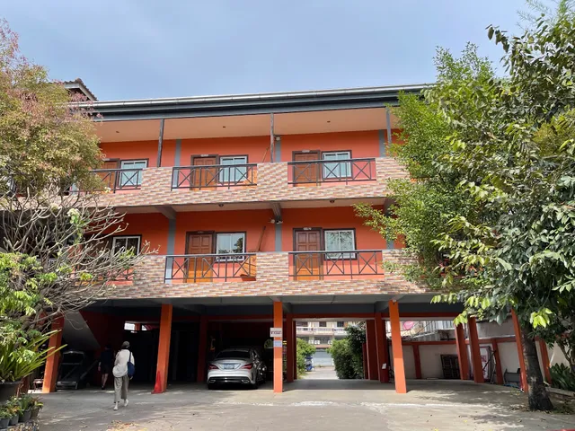 Khunsri Resort Pattaya