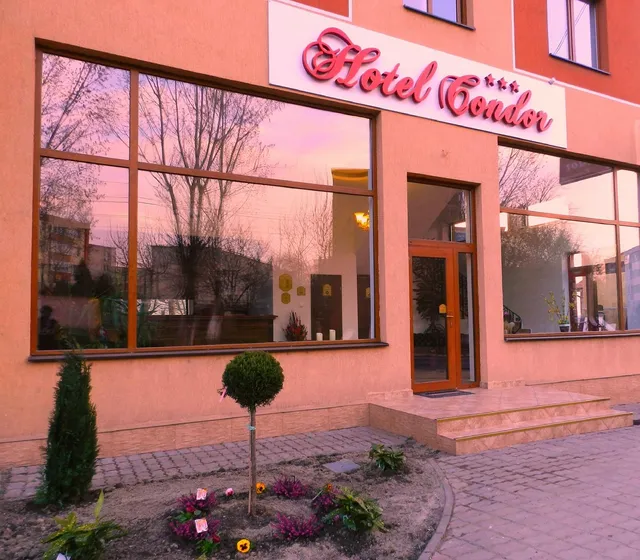 Condor Hotel